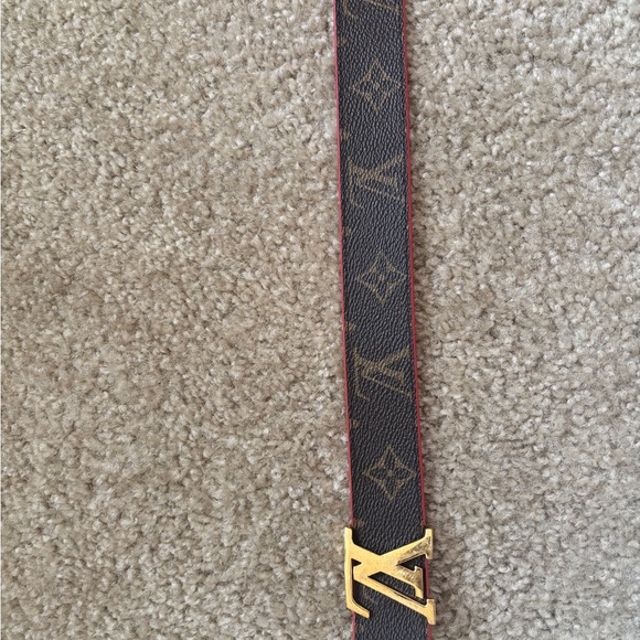 Louis Vuitton - Picture 5 of 5